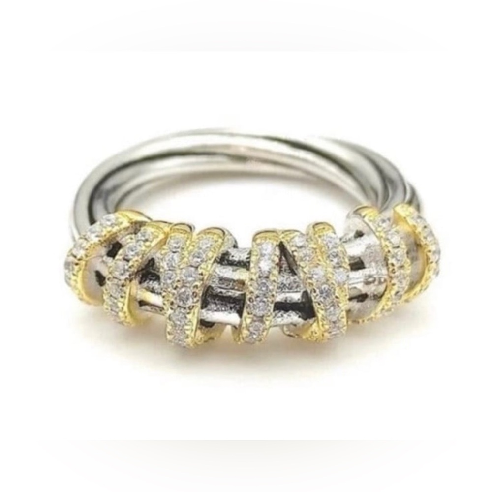 Cable two-tone pave diamonds wrap Ring 
Sizes 6-9  
Comes with dust bag
